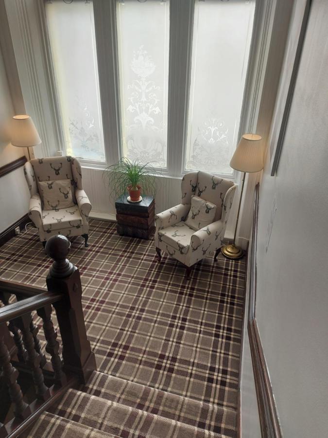 The Ben Sheann Hotel Strathyre Buitenkant foto
